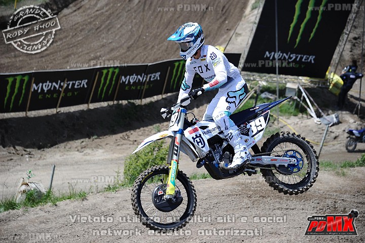 ROB_1844 (Copy).jpg